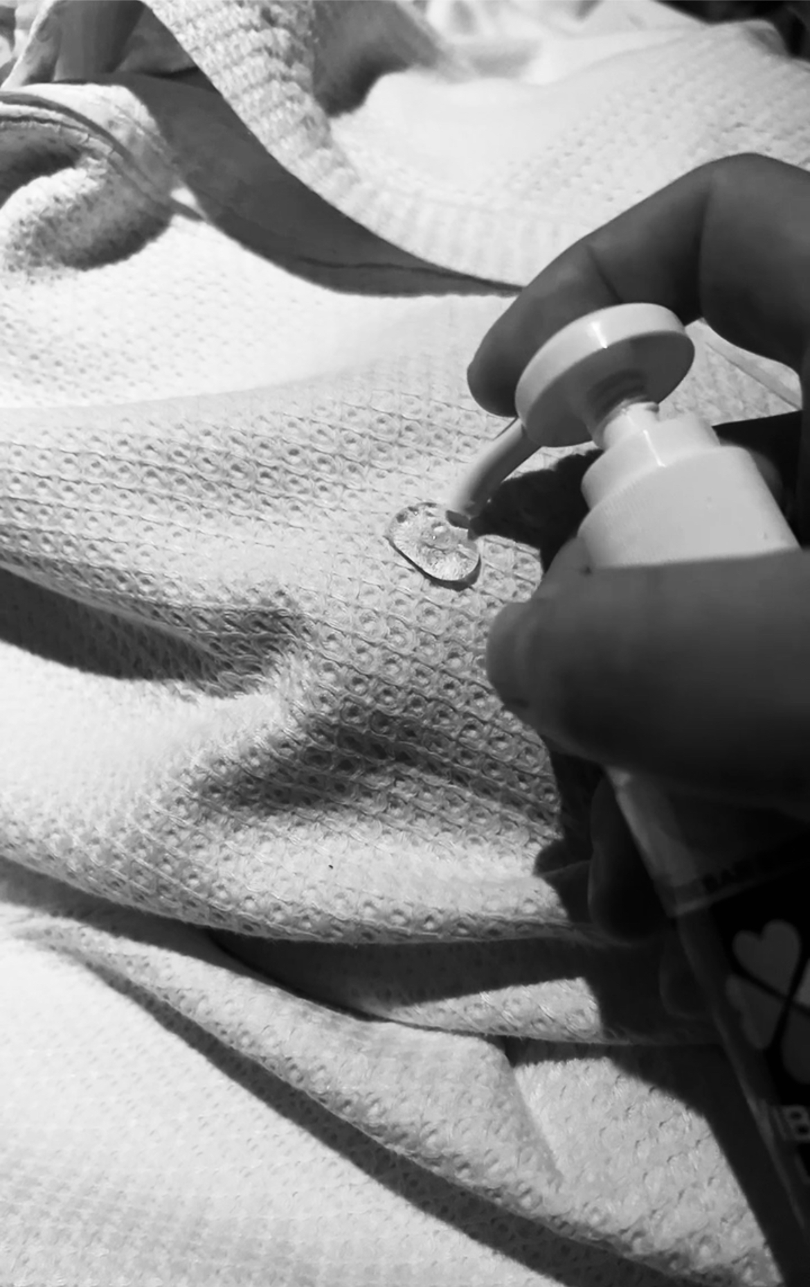 IZUMI(イズミ) 乳首イキ