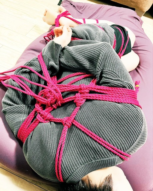 RIKU（リク） 胸から脚まで